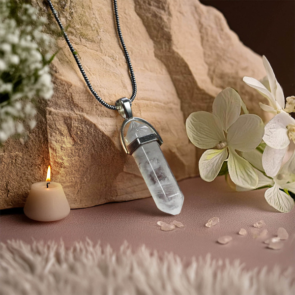 Pendant with rock crystal in pouch + chain