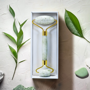 Gesichtsroller / Massagegerät – Jade