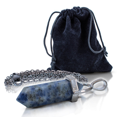 Blue Spot Stone – Anhänger mit Kette im Beutel