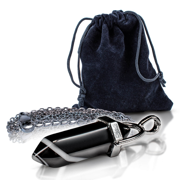 Pendant with black agate in pouch + chain