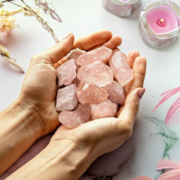 Rose Quartz (raw stone) 50g