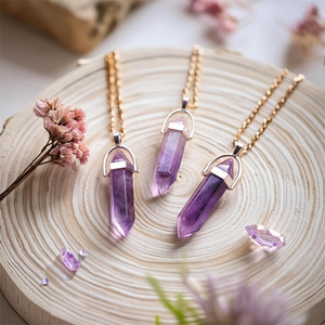 Amethyst – Anhänger im Säckchen + Kette